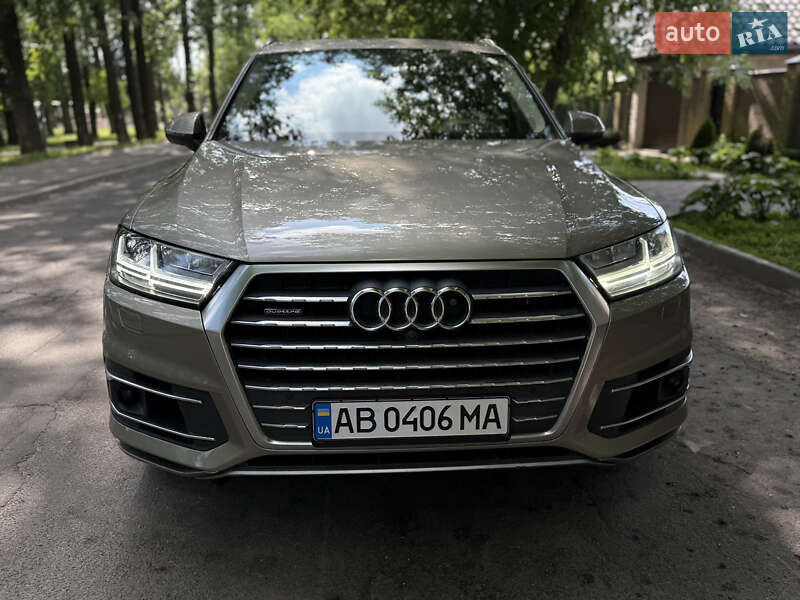Внедорожник / Кроссовер Audi Q7 2016 в Виннице