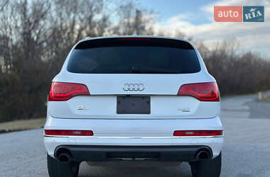 Внедорожник / Кроссовер Audi Q7 2014 в 