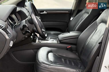 Внедорожник / Кроссовер Audi Q7 2015 в 
