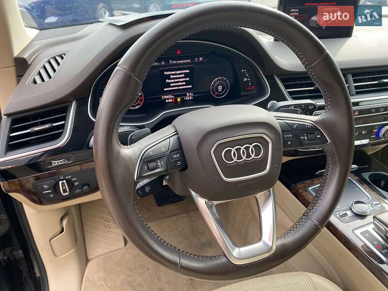 Внедорожник / Кроссовер Audi Q7 2016 в Львове