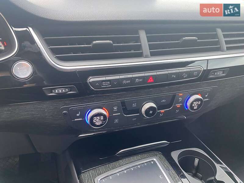 Внедорожник / Кроссовер Audi Q7 2018 в Львове