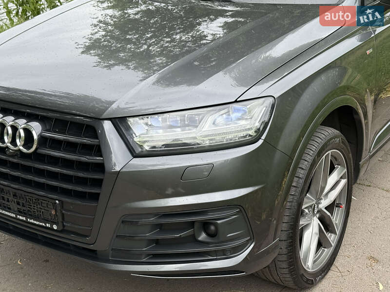 Внедорожник / Кроссовер Audi Q7 2017 в Ровно фото 11 Внедорожник / Кроссовер Audi Q7 2017 в Ровно