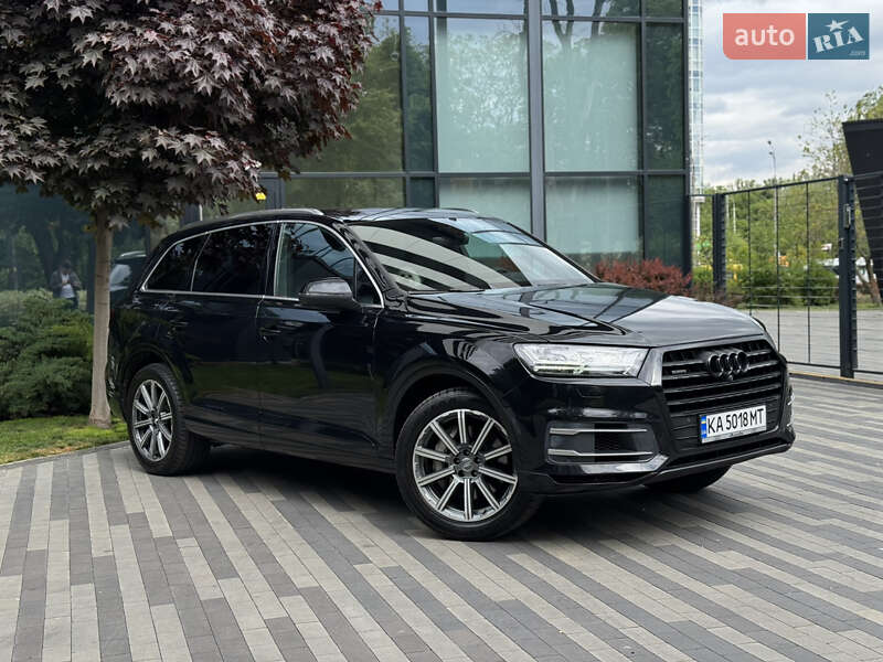 Внедорожник / Кроссовер Audi Q7 2018 в Киеве