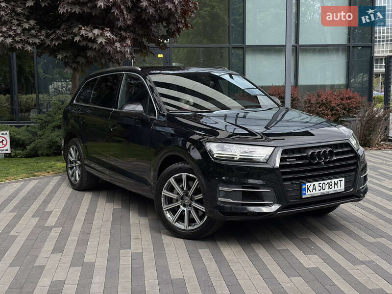 Внедорожник / Кроссовер Audi Q7 2018 в Киеве