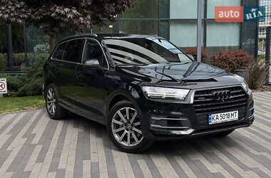 Внедорожник / Кроссовер Audi Q7 2018 в 