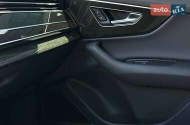 Внедорожник / Кроссовер Audi Q7 2022 в 