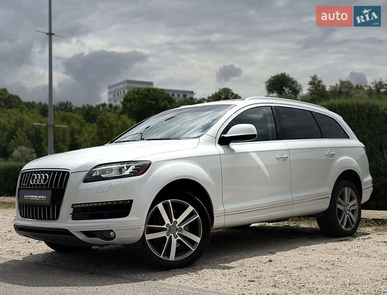 Позашляховик / Кросовер Audi Q7 2015 в Дніпрі