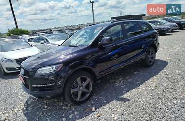 Внедорожник / Кроссовер Audi Q7 2015 в 