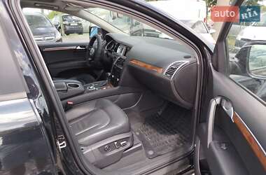 Внедорожник / Кроссовер Audi Q7 2015 в 
