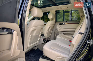 Внедорожник / Кроссовер Audi Q7 2012 в 