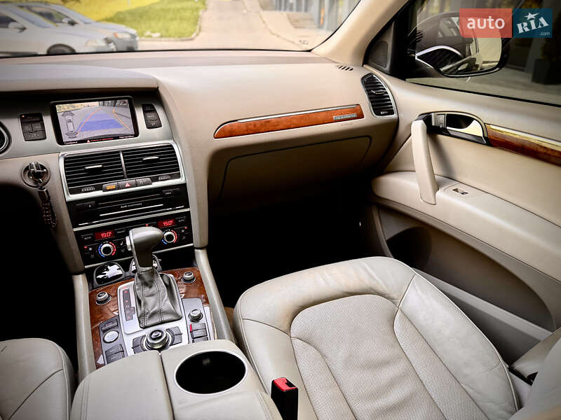 Внедорожник / Кроссовер Audi Q7 2012 в Львове