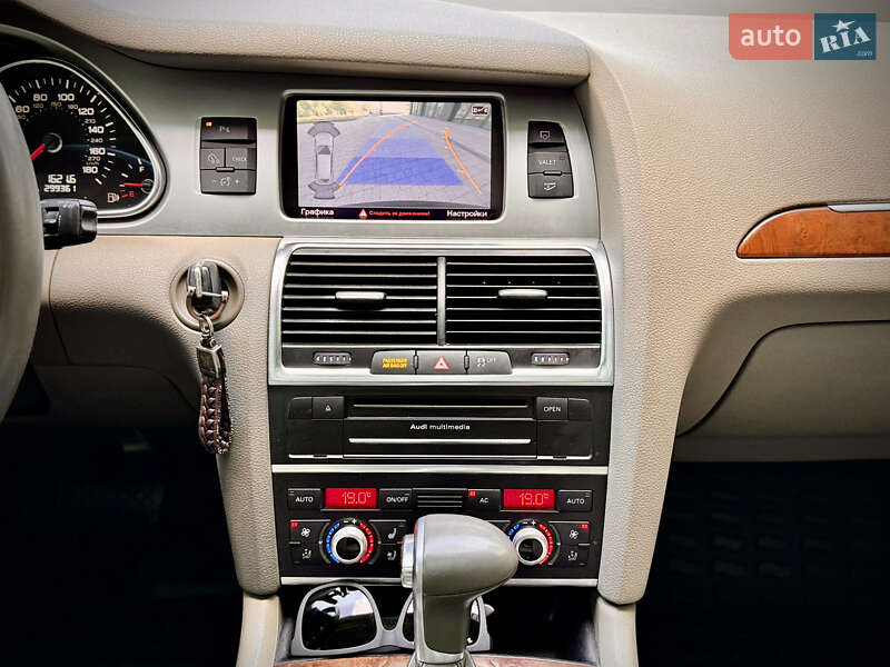 Внедорожник / Кроссовер Audi Q7 2012 в Львове