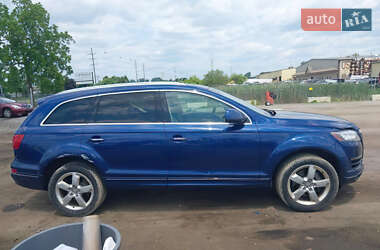 Позашляховик / Кросовер Audi Q7 2015 в 