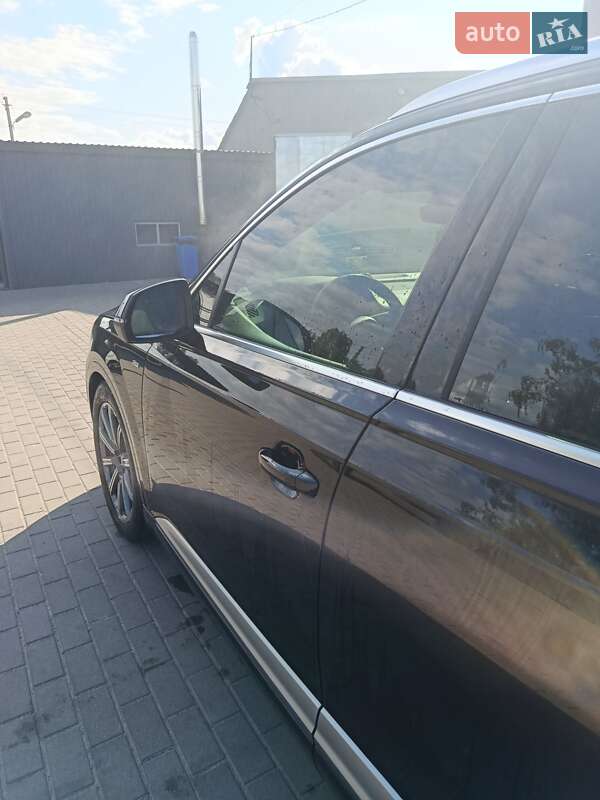 Внедорожник / Кроссовер Audi Q7 2016 в Шишаки