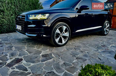 Внедорожник / Кроссовер Audi Q7 2016 в Полтаве