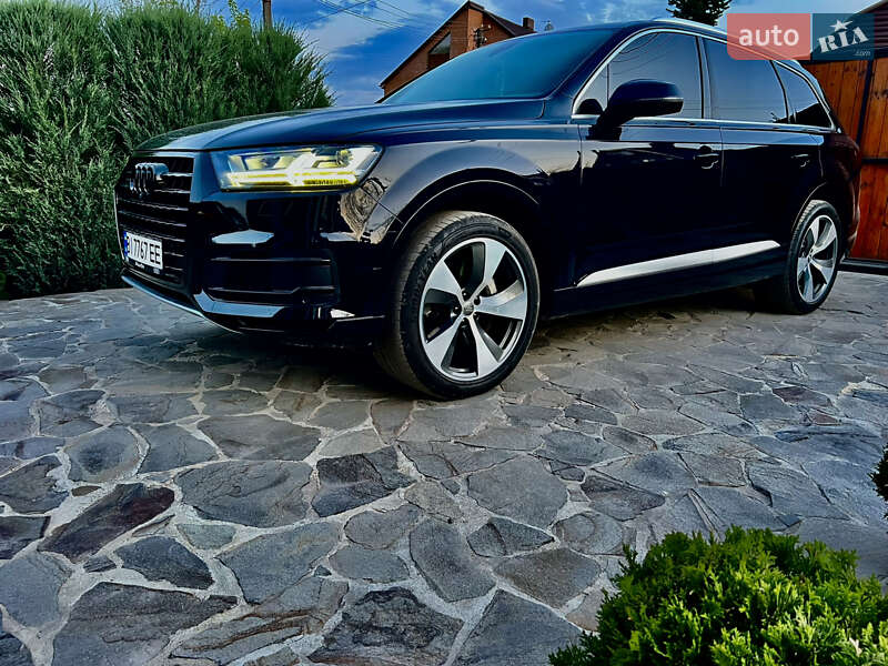 Audi Q7 2016