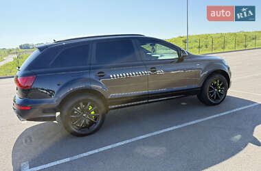 Позашляховик / Кросовер Audi Q7 2015 в 