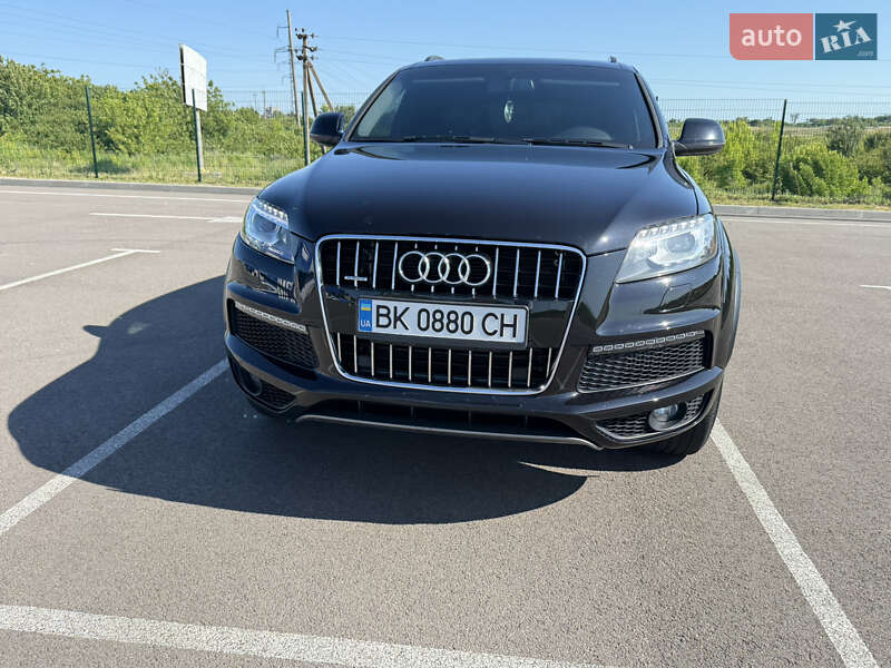 Внедорожник / Кроссовер Audi Q7 2015 в Ровно
