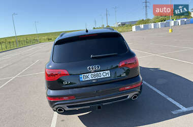 Позашляховик / Кросовер Audi Q7 2015 в 
