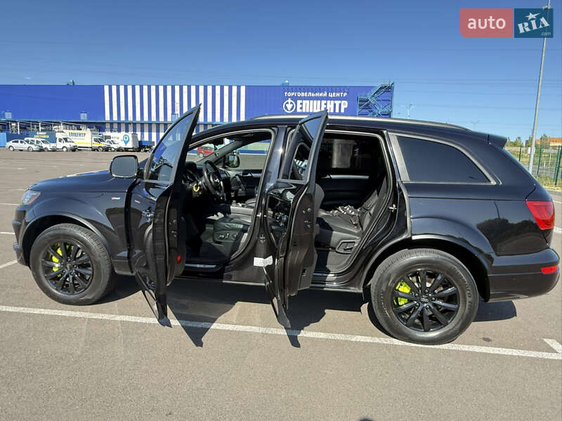 Внедорожник / Кроссовер Audi Q7 2015 в Ровно