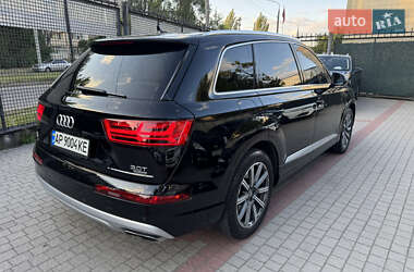 Внедорожник / Кроссовер Audi Q7 2016 в 