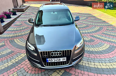 Позашляховик / Кросовер Audi Q7 2015 в 