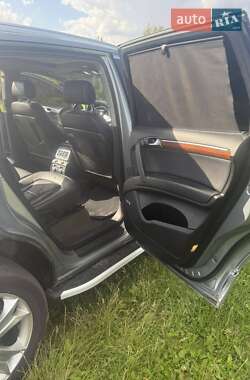 Внедорожник / Кроссовер Audi Q7 2008 в 