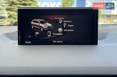 Внедорожник / Кроссовер Audi Q7 2015 в 