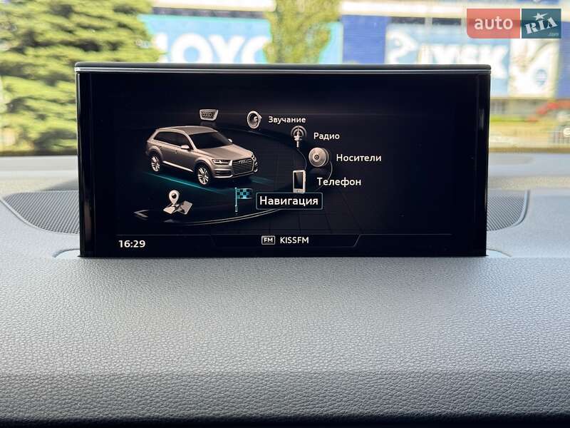 Позашляховик / Кросовер Audi Q7 2015 в Києві