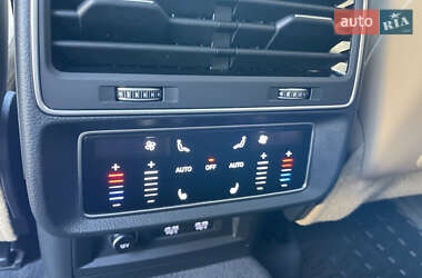 Внедорожник / Кроссовер Audi Q7 2020 в 