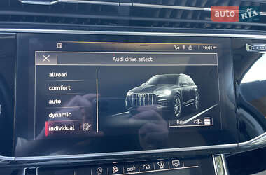 Внедорожник / Кроссовер Audi Q7 2020 в 