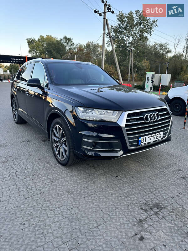 Внедорожник / Кроссовер Audi Q7 2016 в Харькове