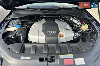 Внедорожник / Кроссовер Audi Q7 2013 в 