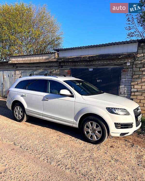 Внедорожник / Кроссовер Audi Q7 2013 в Одессе