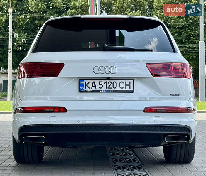 Внедорожник / Кроссовер Audi Q7 2016 в Житомире
