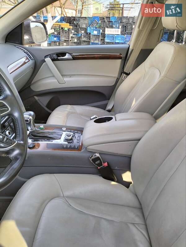 Внедорожник / Кроссовер Audi Q7 2011 в Житомире