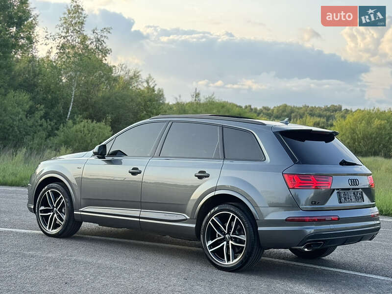 Внедорожник / Кроссовер Audi Q7 2017 в Ковеле