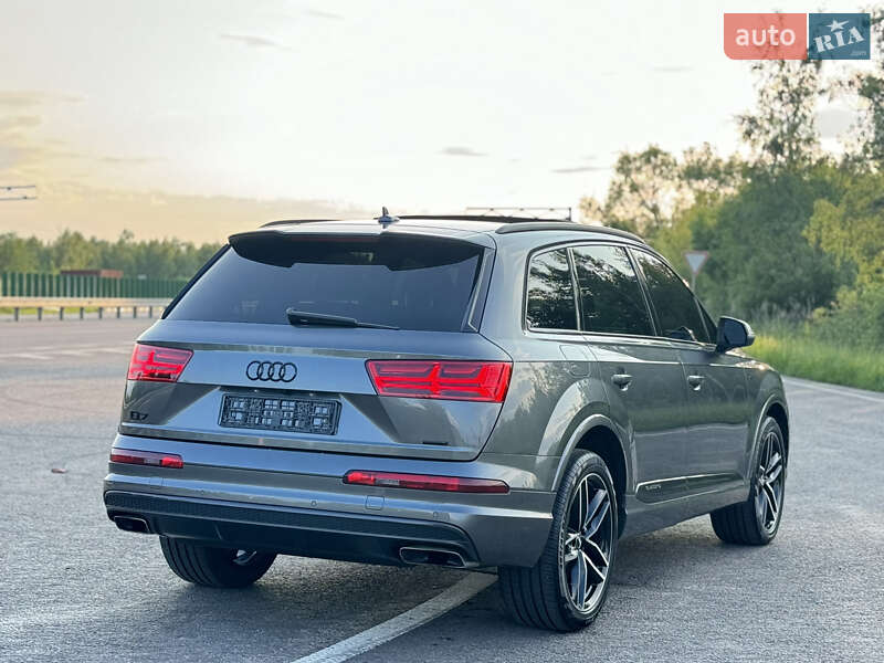 Внедорожник / Кроссовер Audi Q7 2017 в Ковеле