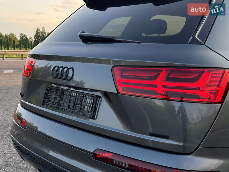 Внедорожник / Кроссовер Audi Q7 2017 в Ковеле