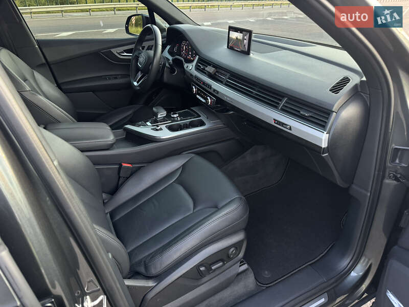 Внедорожник / Кроссовер Audi Q7 2017 в Ковеле