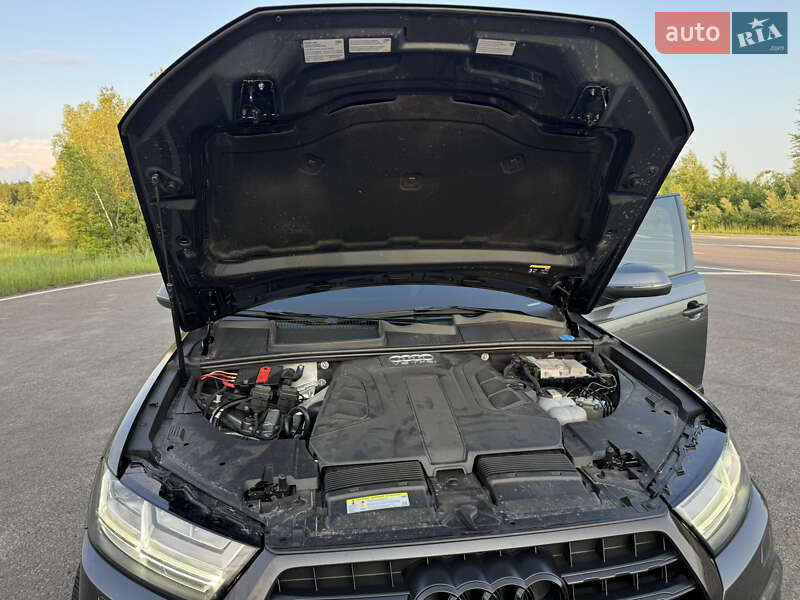 Внедорожник / Кроссовер Audi Q7 2017 в Ковеле