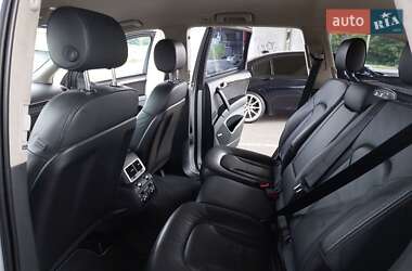 Внедорожник / Кроссовер Audi Q7 2010 в 