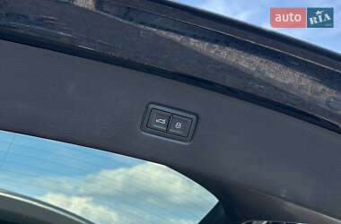 Внедорожник / Кроссовер Audi Q7 2021 в 