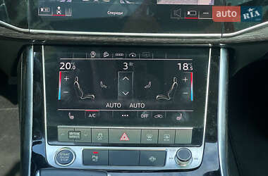 Внедорожник / Кроссовер Audi Q7 2021 в 