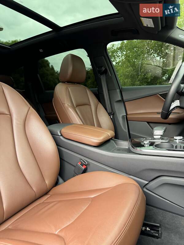 Позашляховик / Кросовер Audi Q7 2018 в Дніпрі