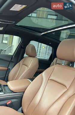Внедорожник / Кроссовер Audi Q7 2021 в 