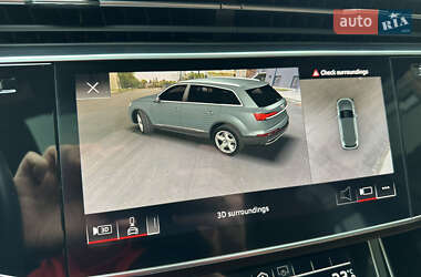 Внедорожник / Кроссовер Audi Q7 2021 в 
