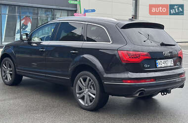 Внедорожник / Кроссовер Audi Q7 2013 в 