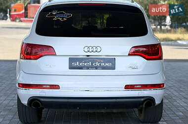 Внедорожник / Кроссовер Audi Q7 2013 в 