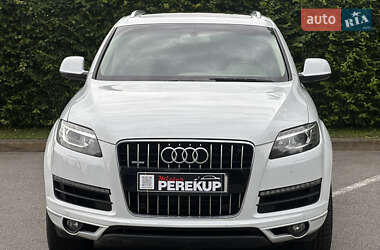 Внедорожник / Кроссовер Audi Q7 2014 в 
